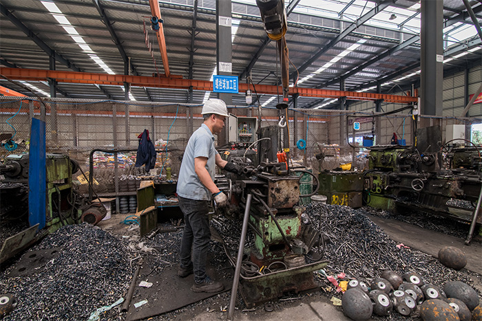 陇南网架配件-螺栓球加工车间